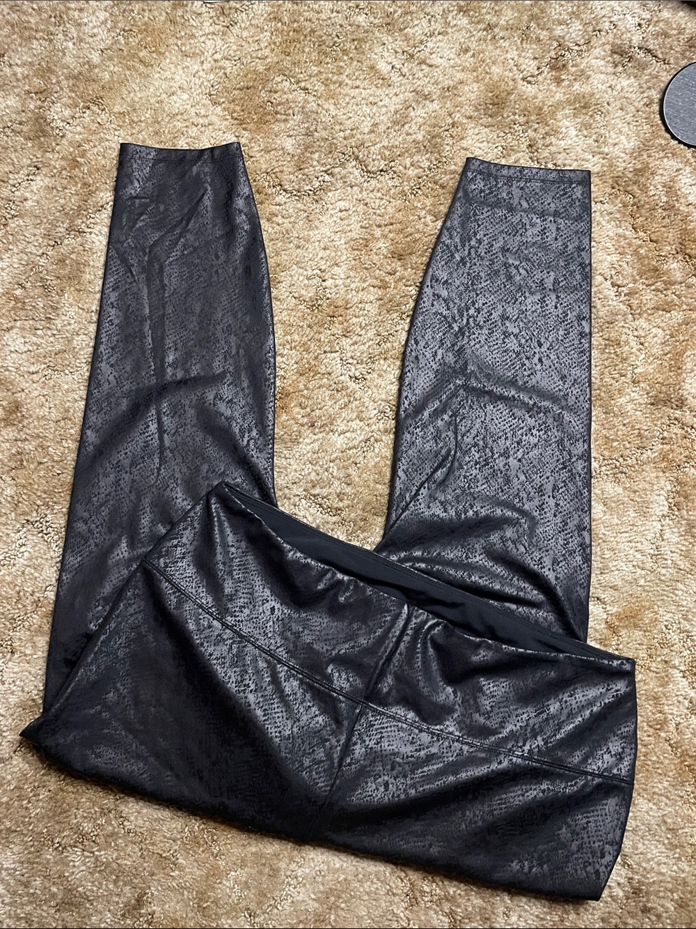 Simply Vera Vera Wang Faux Leather‎ Snakeskin Print Leggings Size 2X